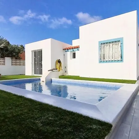 Villa La Casa Del Mar, By Comfortable Luxury Corralejo